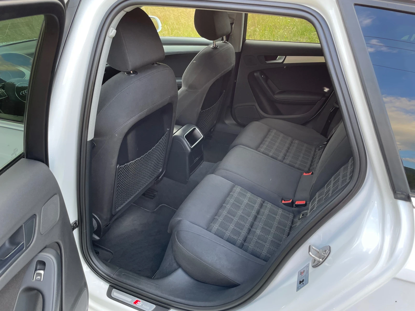 Audi A4 B 8, S line, Quattro , снимка 11 - Автомобили и джипове - 56019294