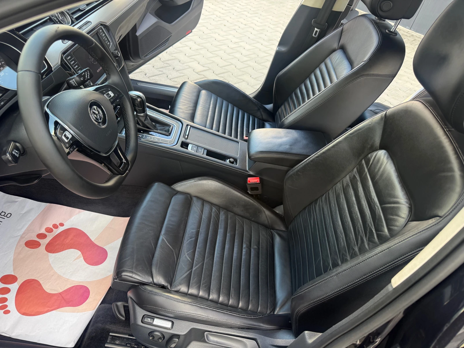 VW Passat 2.0TDI 240 ks 4 motion Собствен лизинг !!!, снимка 17 - Автомобили и джипове - 56066905