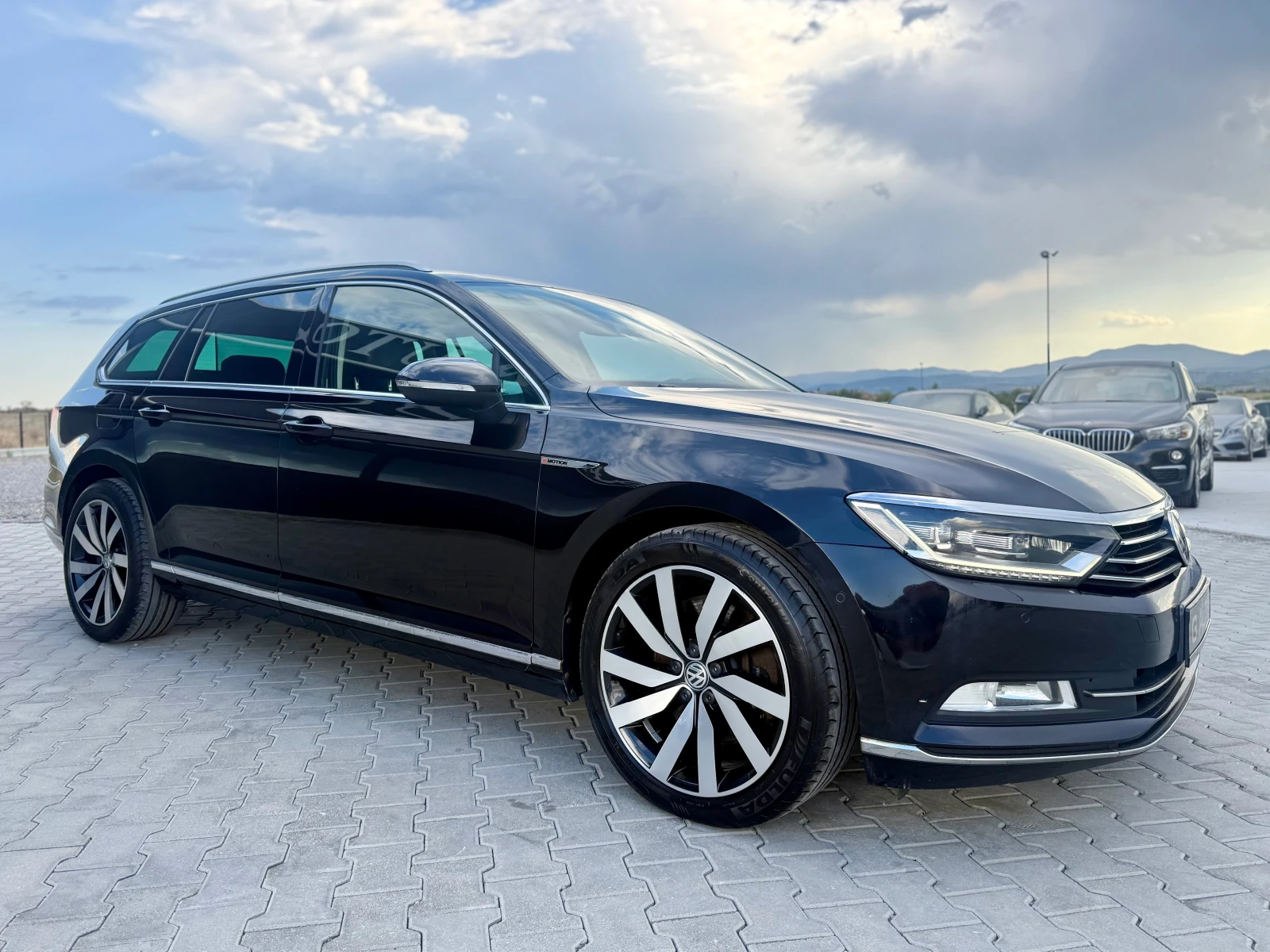VW Passat 2.0TDI 240 ks 4 motion Собствен лизинг !!!, снимка 3 - Автомобили и джипове - 56066905
