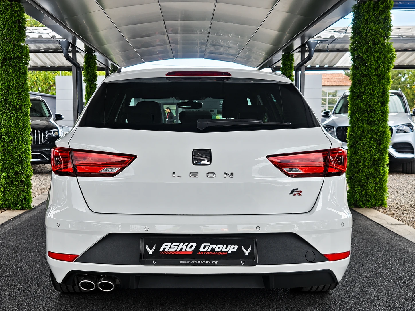 Seat Leon FR/2.0TDI/GERMANY/LED/CAMERA/CAR PLAY/AMBIENT/LIZI, снимка 6 - Автомобили и джипове - 56198173