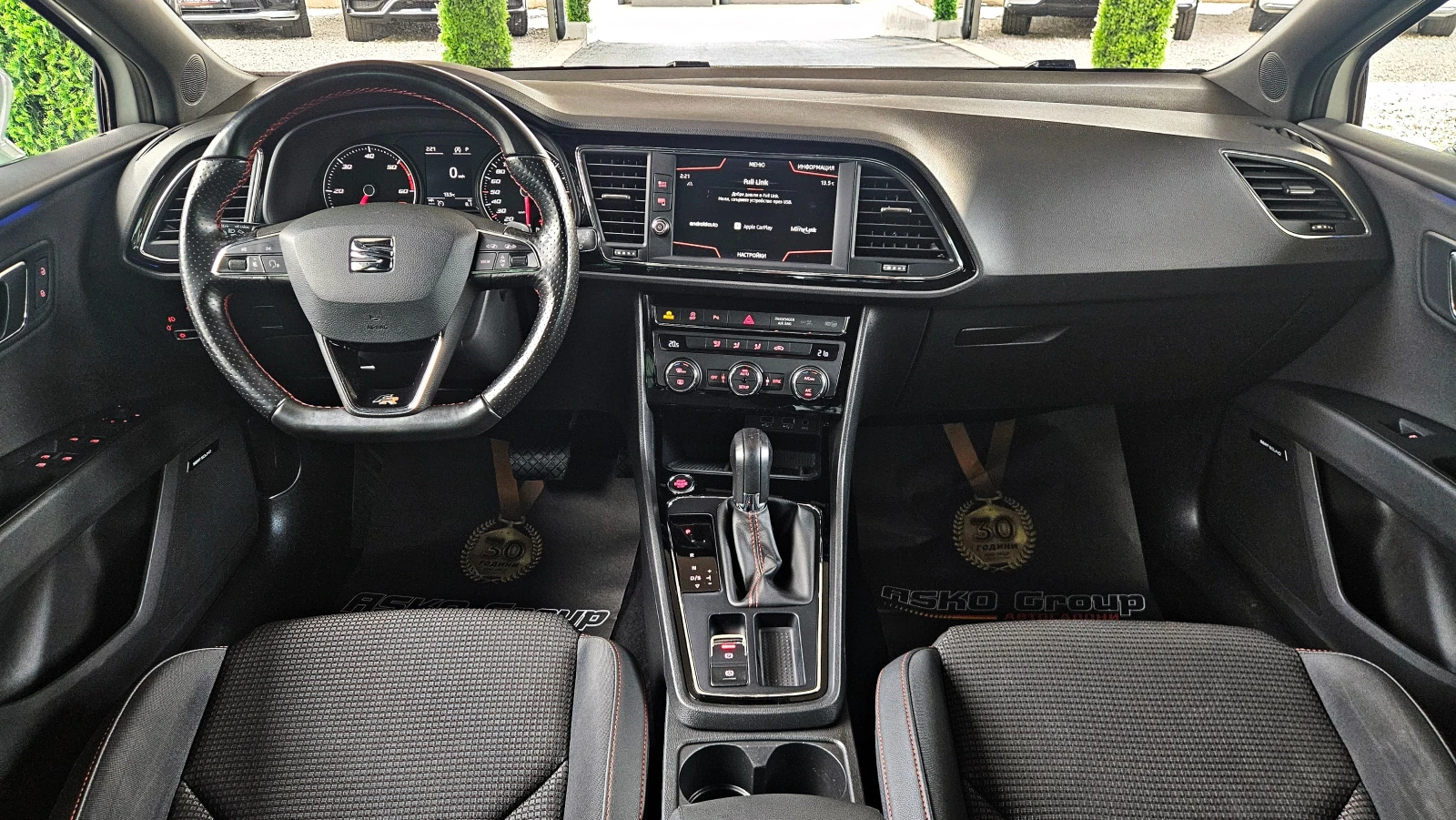 Seat Leon FR/2.0TDI/GERMANY/LED/CAMERA/CAR PLAY/AMBIENT/LIZI, снимка 9 - Автомобили и джипове - 56198173