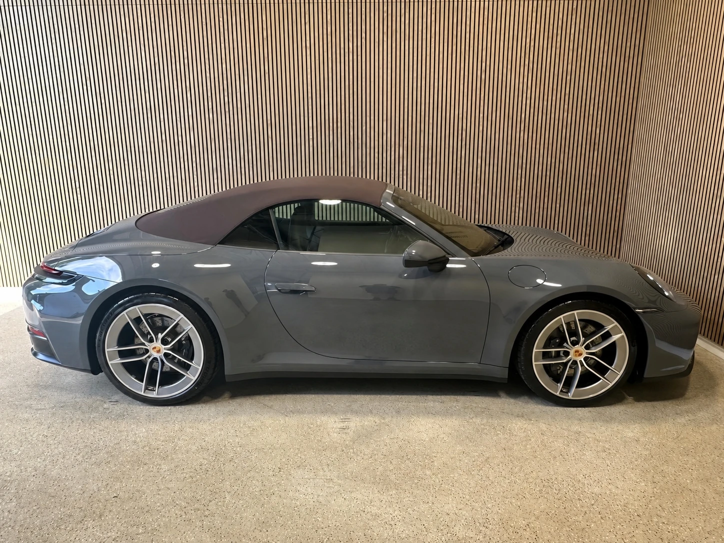 Porsche 911 992.2 Cabriolet, снимка 4 - Автомобили и джипове - 56544410