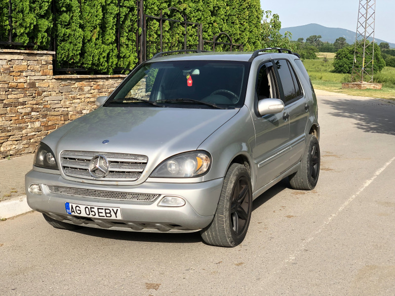 Mercedes-Benz ML 270, снимка 1 - Автомобили и джипове - 46152505