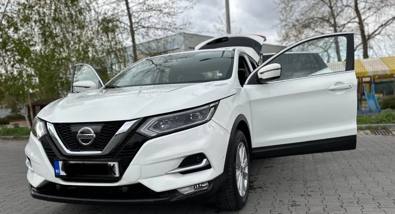 Nissan Qashqai 2.0 - AWD /4x4/, снимка 2 - Автомобили и джипове - 46590106