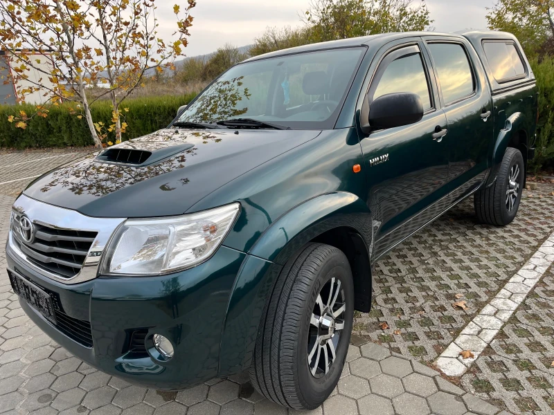 Toyota Hilux, снимка 3 - Автомобили и джипове - 48236544