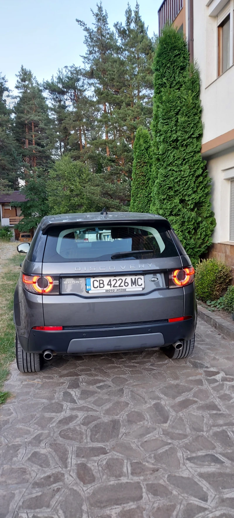 Land Rover Discovery Sport Безупречно техническо състояние/Сменени вериги , снимка 5 - Автомобили и джипове - 52460321