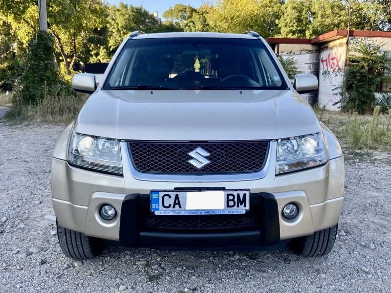 Suzuki Grand vitara 2.0i Бензин / Автоматик, снимка 2 - Автомобили и джипове - 51813434