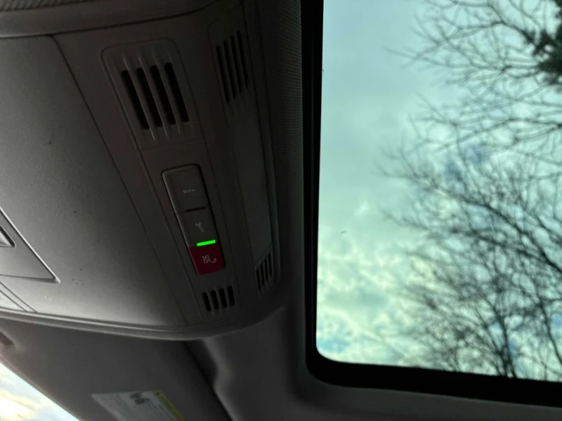 VW Tiguan * Comfortline * CARFAX * БЕЗ ПЪРВОНАЧАЛНА ВНОСКА, снимка 14 - Автомобили и джипове - 53206874