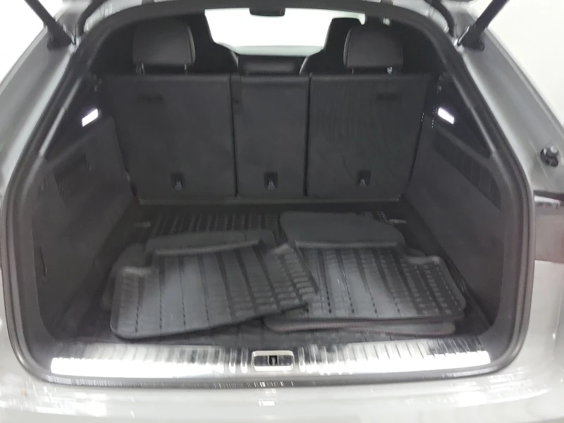 Audi RSQ8 4.0 TFSI QUATTRO, снимка 14 - Автомобили и джипове - 53374645