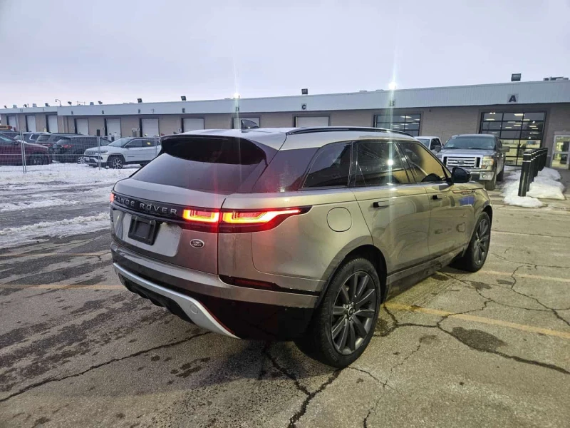 Land Rover Range Rover Velar * R Dynamic SE * CARFAX * ЦЕНА ДО БГ, снимка 13 - Автомобили и джипове - 53513088