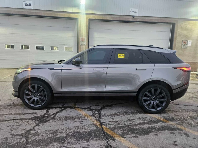 Land Rover Range Rover Velar * R Dynamic SE * CARFAX * ЦЕНА ДО БГ, снимка 2 - Автомобили и джипове - 53513088