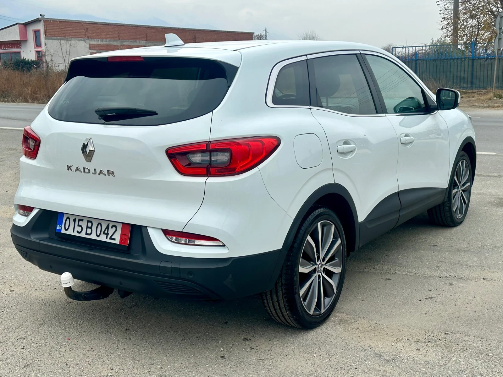 Renault Kadjar 1.5DCI AUTOMATIC - изображение 4