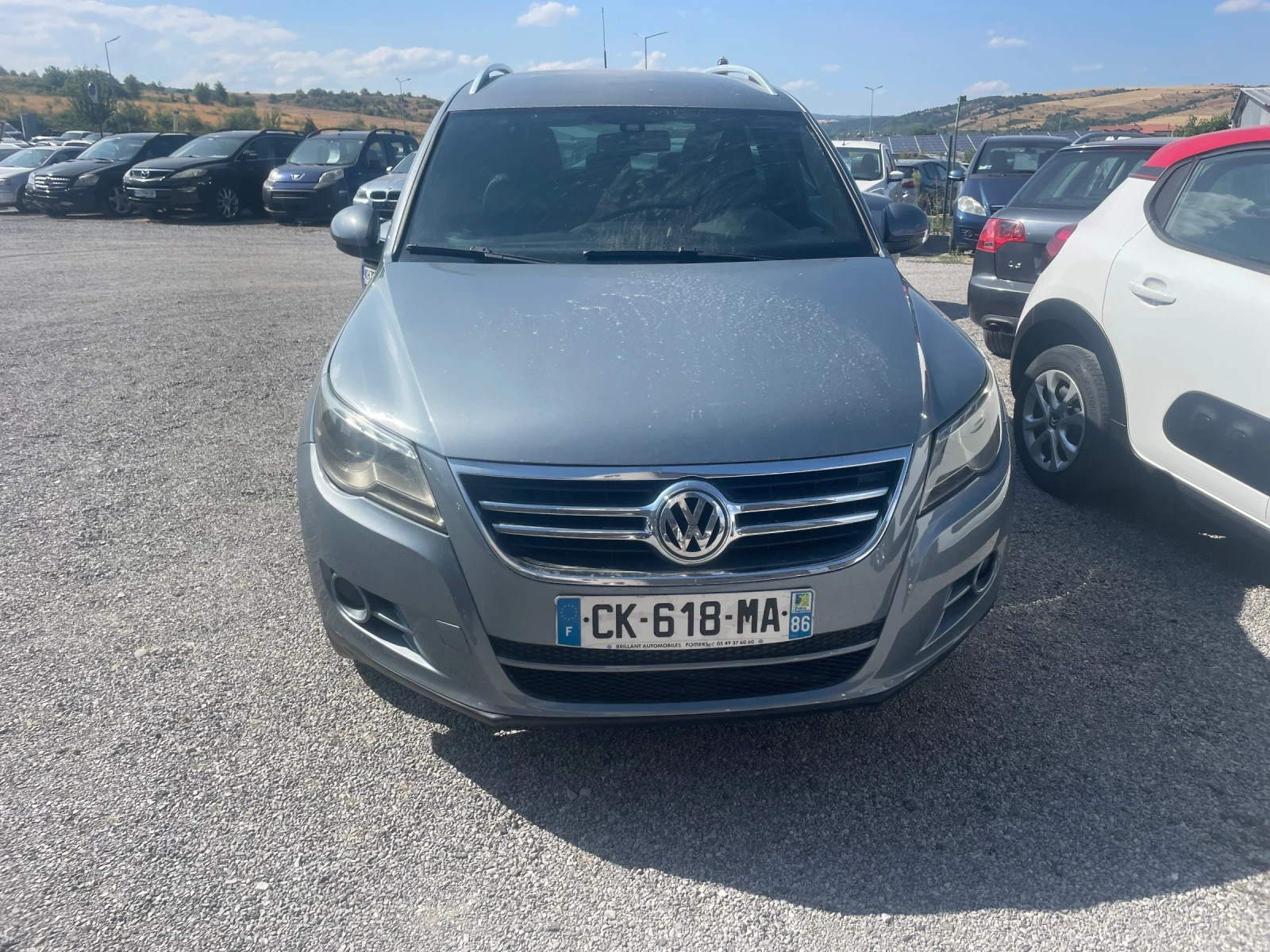 VW Tiguan 2.0TDI 4x4 AUTOMATIC  - изображение 2