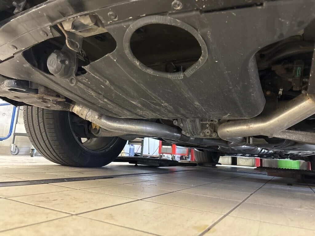 Jeep Grand cherokee SRT - изображение 8