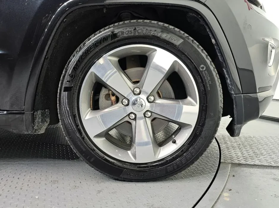 Jeep Grand cherokee 3.0 Diesel Overland WK2, снимка 5 - Автомобили и джипове - 54483839