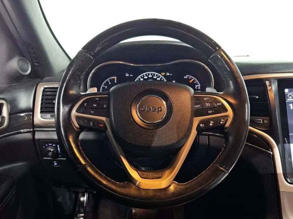 Jeep Grand cherokee 3.0 Diesel Overland WK2, снимка 12 - Автомобили и джипове - 54483839