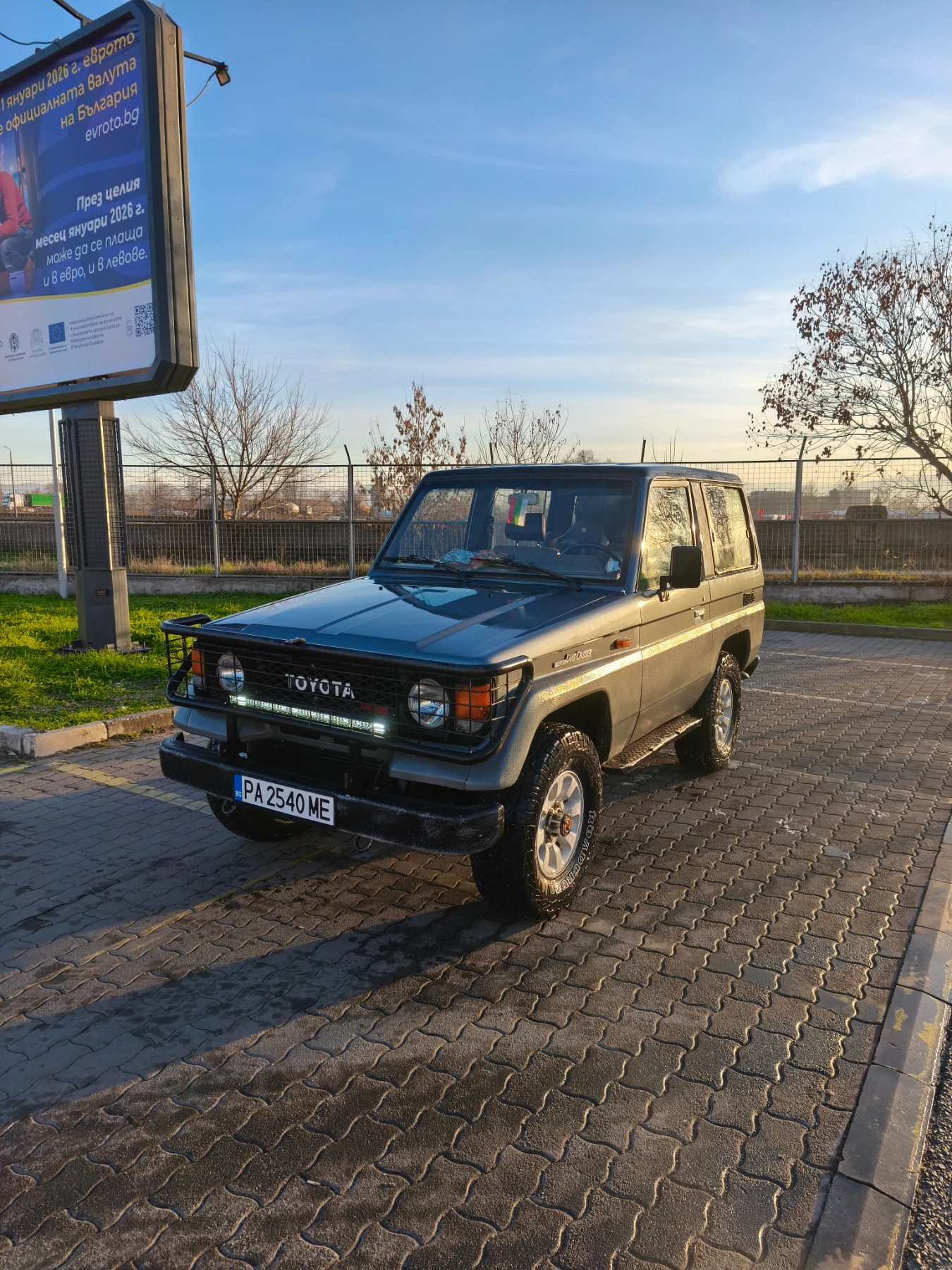 Toyota Land cruiser J70 2.4TD