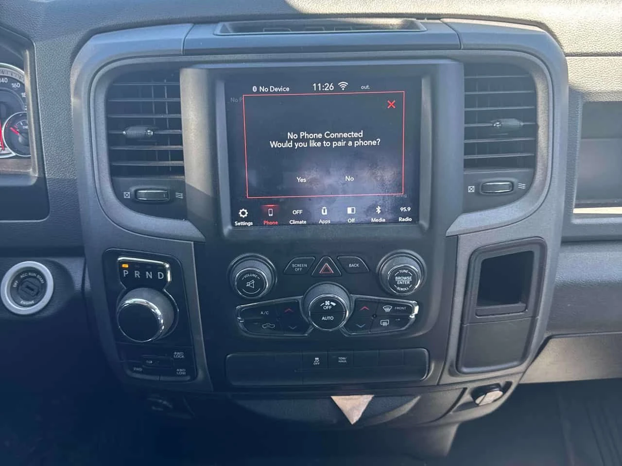 Dodge RAM 1500 * Tradesman * CARFAX * БЕЗ ПЪРВОНАЧАЛНА ВНОСКА, снимка 9 - Автомобили и джипове - 54735876