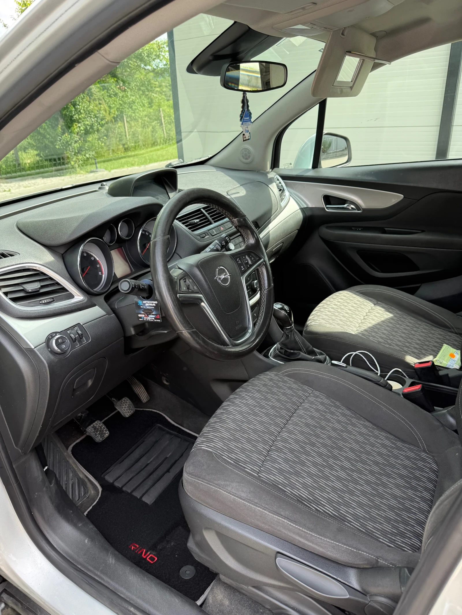 Opel Mokka, снимка 6 - Автомобили и джипове - 54781599