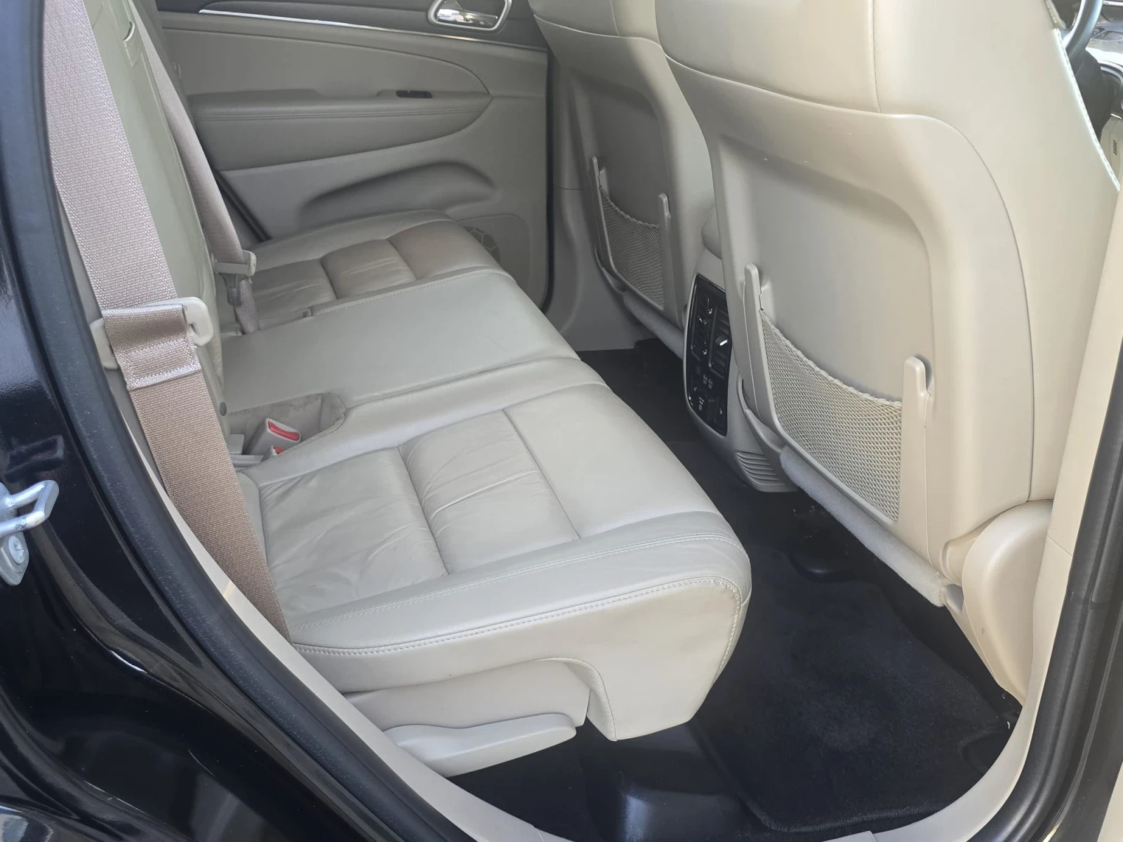 Jeep Grand cherokee 3.6 LIMITED, снимка 12 - Автомобили и джипове - 56414816
