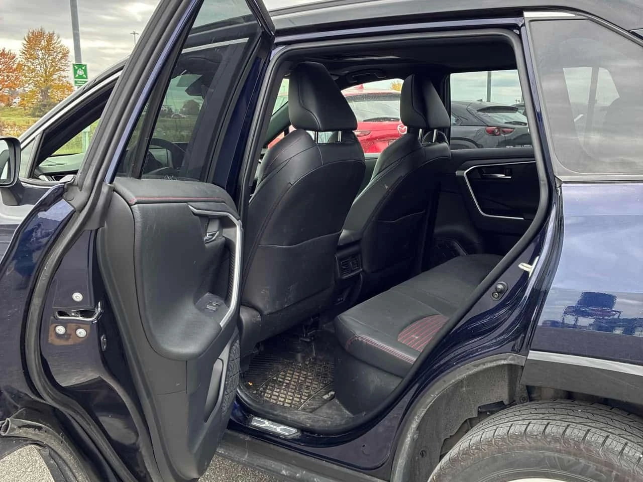 Toyota Rav4 Plug-in Hybrid * XSE AWD * CARFAX *  | Mobile.bg � ����������� 11