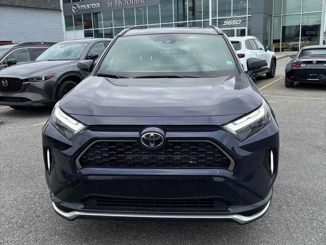 Toyota Rav4 Plug-in Hybrid * XSE AWD * CARFAX *  | Mobile.bg � ����������� 2