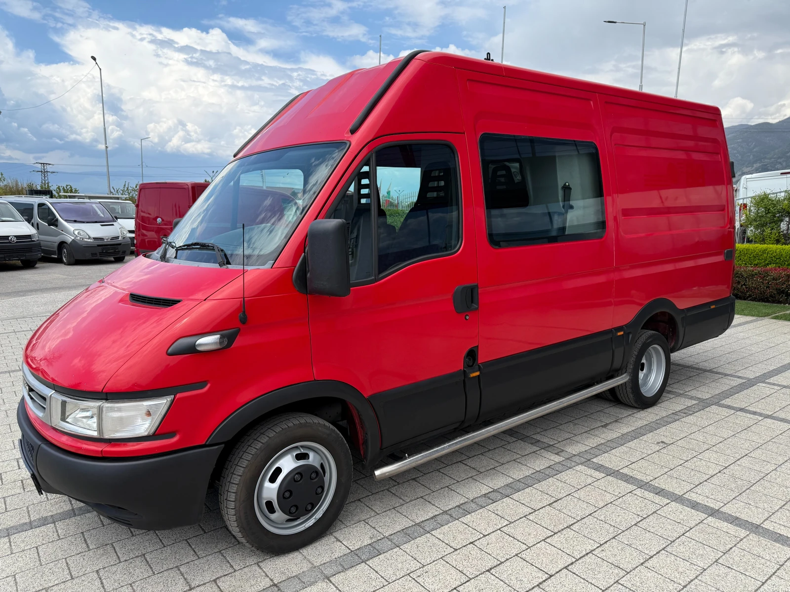 Iveco Daily 35C14 3.0HPI Товаропътнически Климатроник - изображение 3