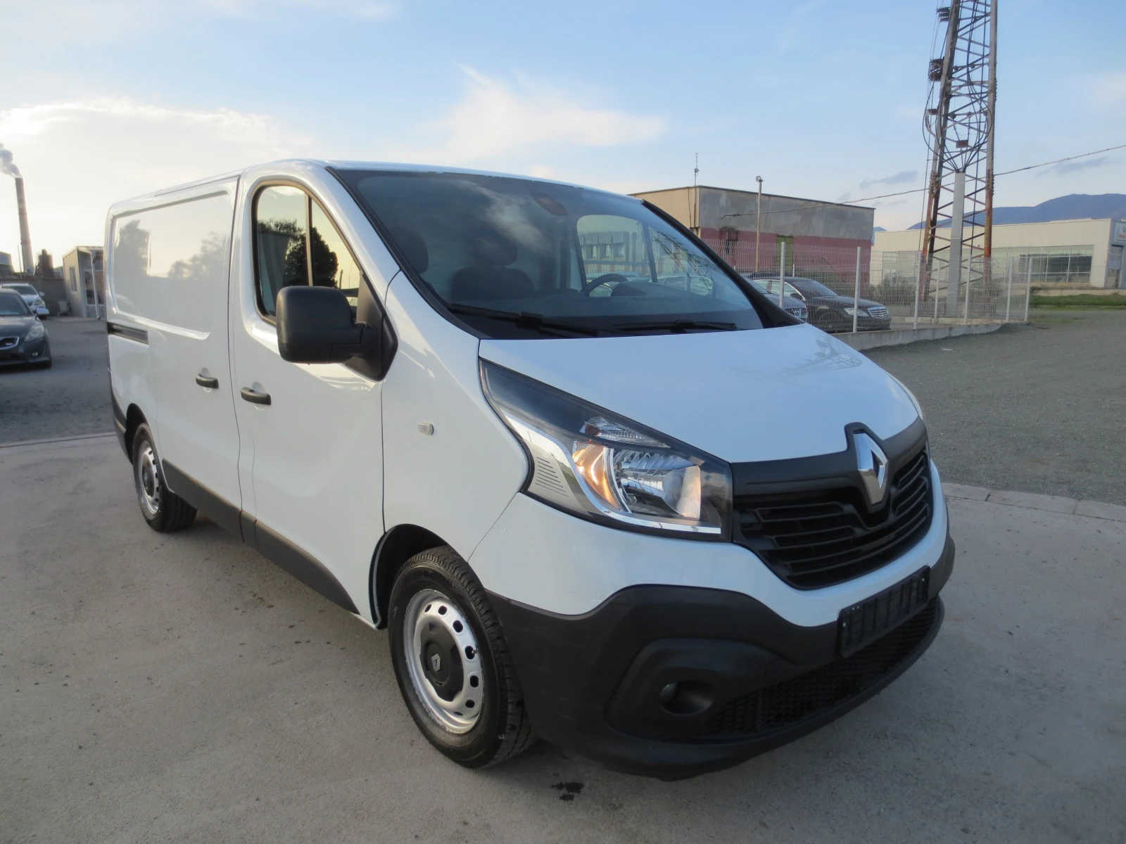 Renault Trafic 1.6 DCI - изображение 3