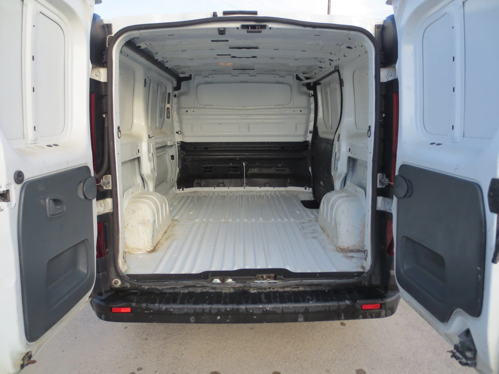 Renault Trafic 1.6 DCI | Mobile.bg   15