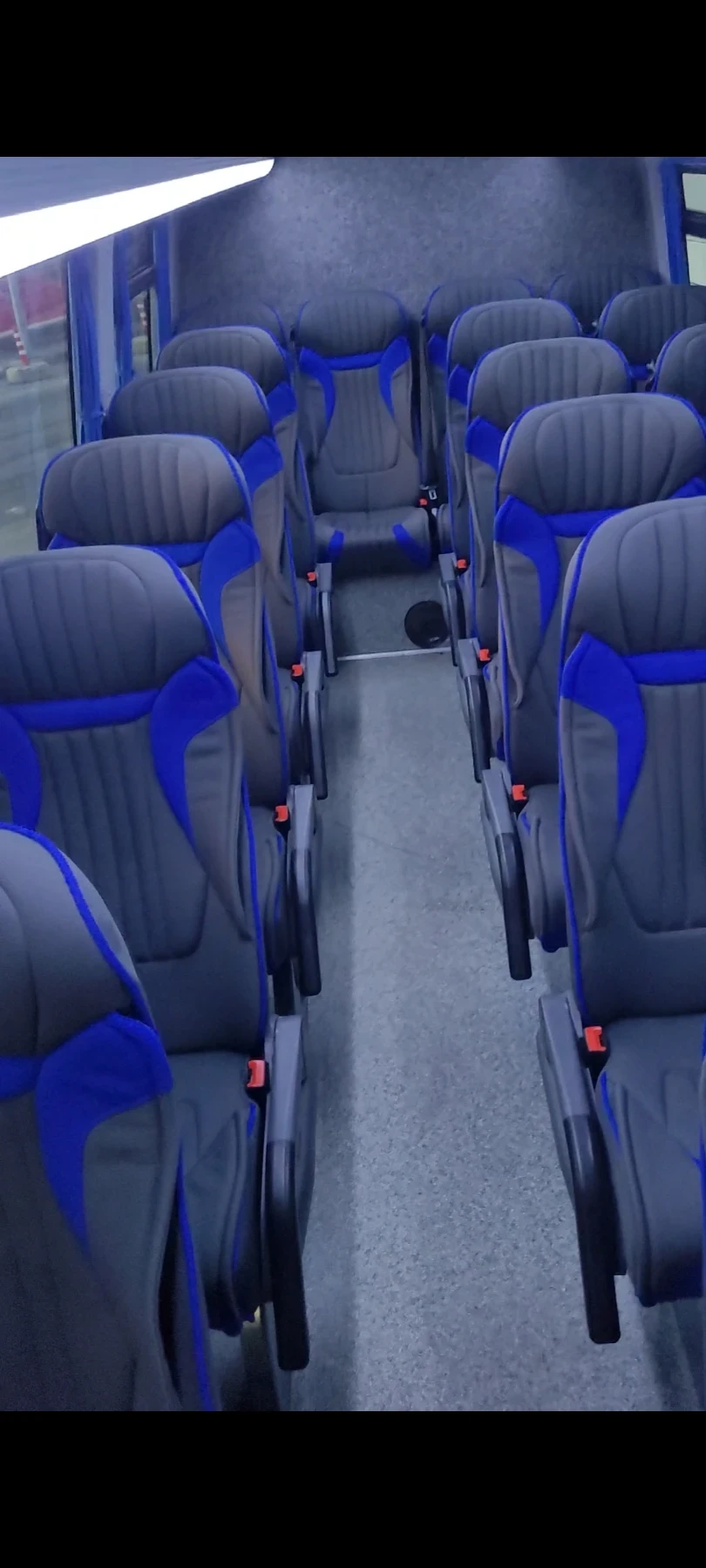 Iveco Daily, снимка 9 - Бусове и автобуси - 54441079