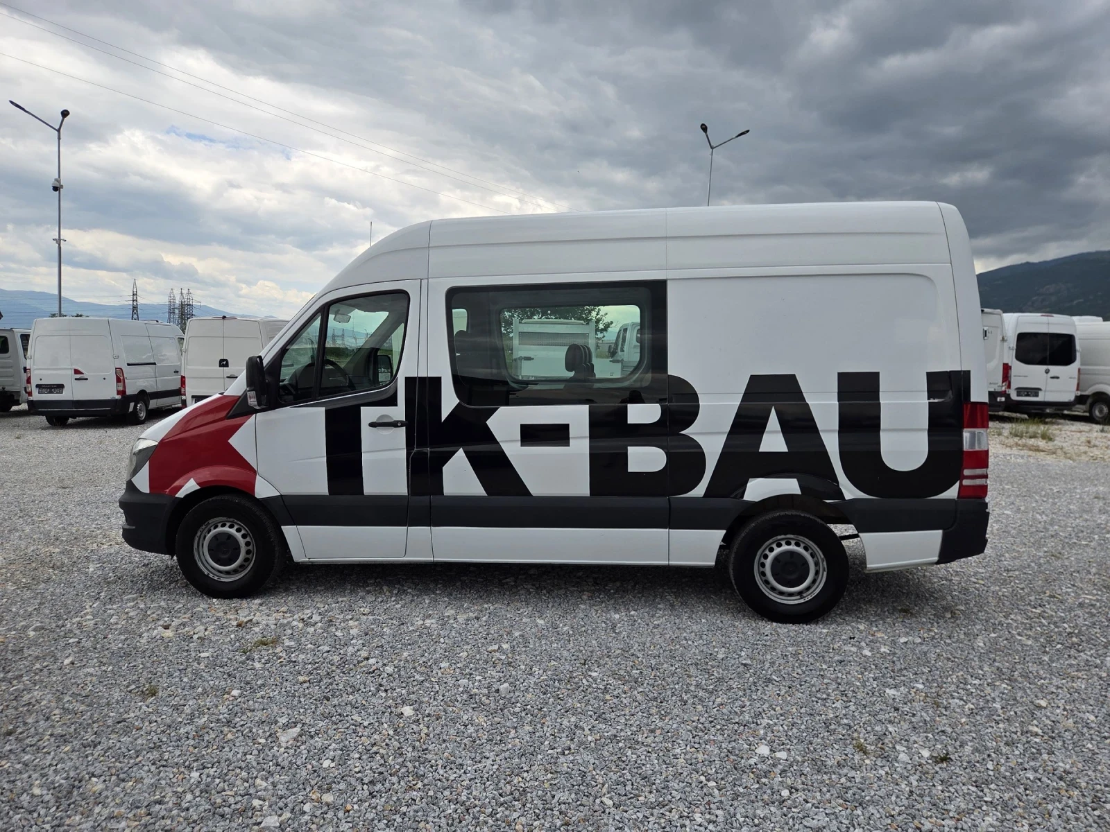 Mercedes-Benz Sprinter 313 CDI, Товаропътник, 6 местен, Климатик, Навигация, снимка 2 - Бусове и автобуси - 54740577