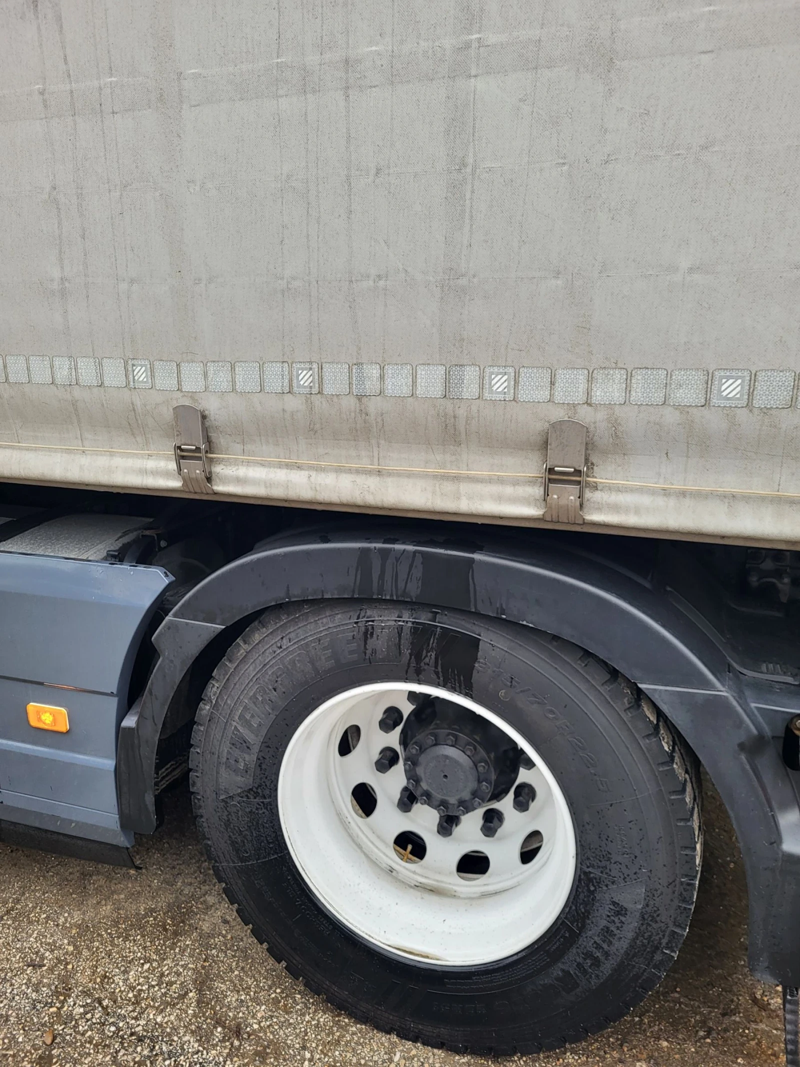 Volvo Fh 500 I-SAVE, снимка 4 - Камиони - 55405556