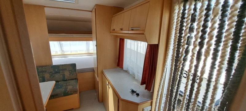 Каравана Chateau 460, снимка 9 - Каравани и кемпери - 50899661