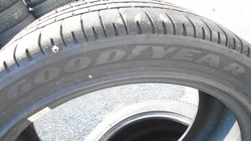 Гуми Всесезонни 245/45R20, снимка 5 - Гуми и джанти - 22368429