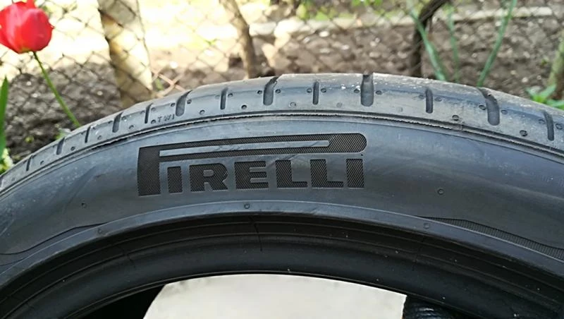 Гуми Летни 245/40R18, снимка 5 - Гуми и джанти - 25328922