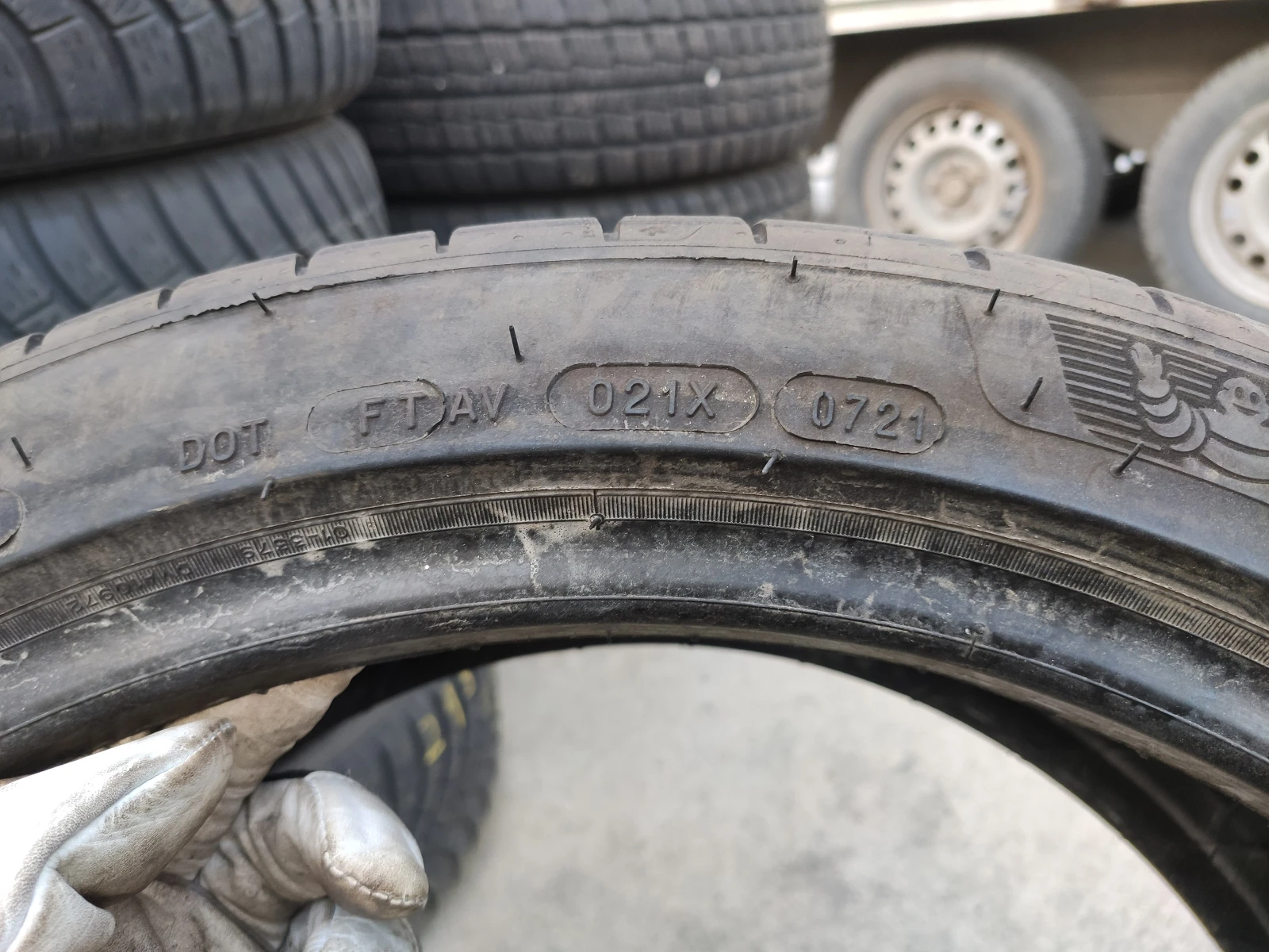  235/40R19 | Mobile.bg   5