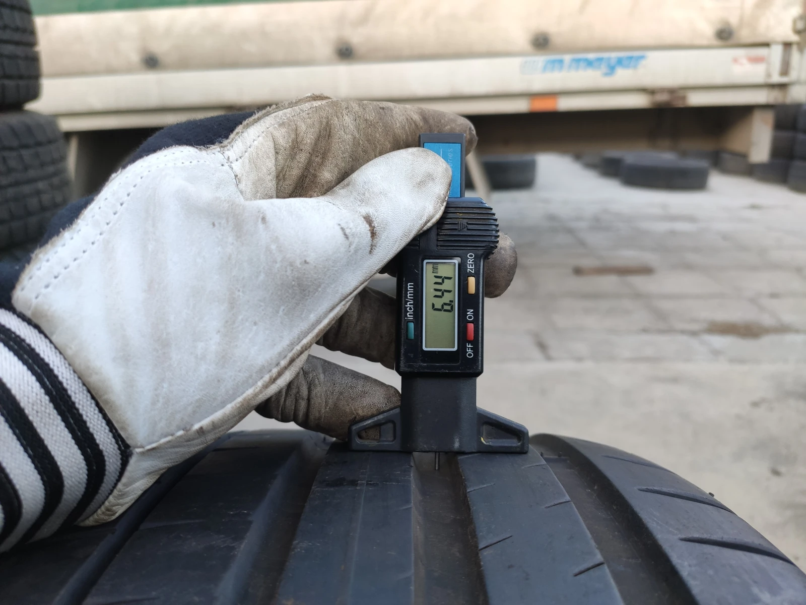  235/40R19 | Mobile.bg   3