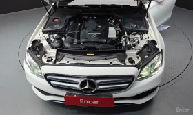 Mercedes-Benz E 300 AMG* PACK* 4MATIC* ДИГИТАЛНО* ТАБЛО* ОБДУХВАНЕ* LA, снимка 17