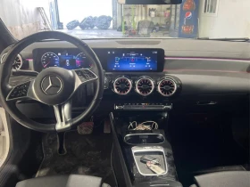 Mercedes-Benz CLA 250 4MATIC | CARFAX | АВТОКРЕДИТ БЕЗ ПЪРВОНАЧАЛНА, снимка 11