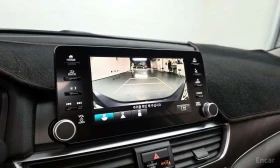 Honda Accord * 2.0 Hybrid Touring * , снимка 13