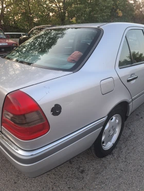 Mercedes-Benz C 220, снимка 5