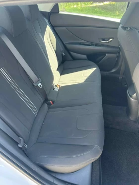 Hyundai Elantra | Mobile.bg    7