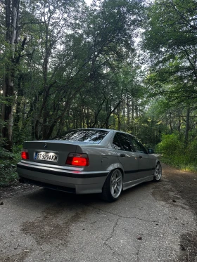 BMW 320 - 4000 € / 7823.32 лв. - 17393366 3