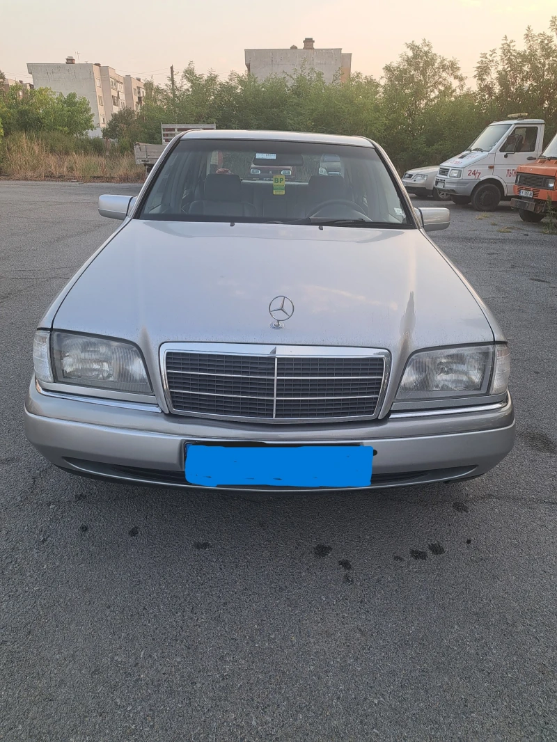 Mercedes-Benz C 220, снимка 1 - Автомобили и джипове - 47542042