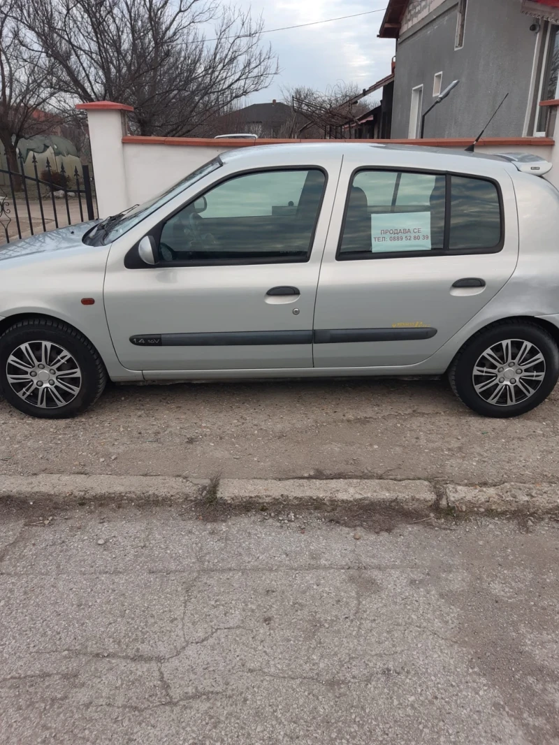 Renault Clio, снимка 1 - Автомобили и джипове - 48669049