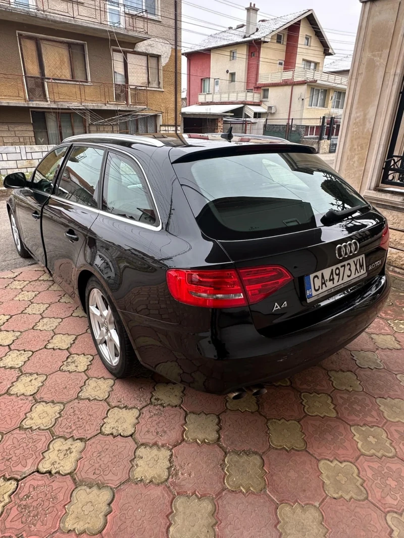 Audi A4 2.0 TDI 6-скорости, снимка 4 - Автомобили и джипове - 48695252