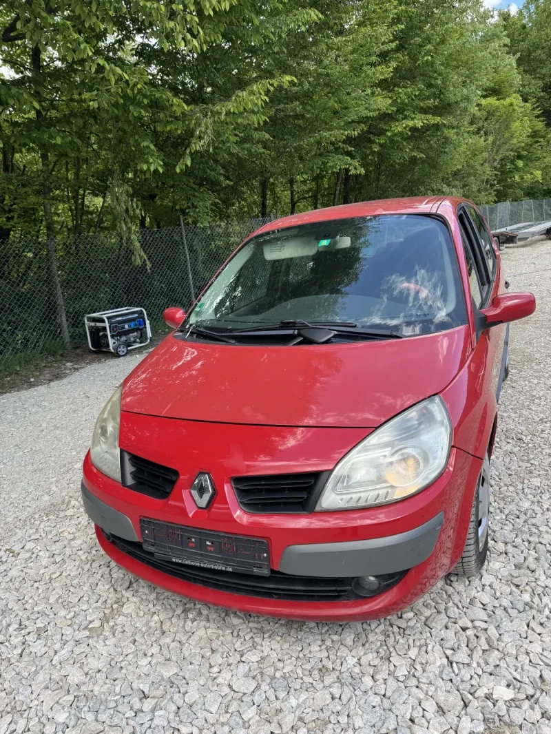 Renault Scenic, снимка 4 - Автомобили и джипове - 51886998
