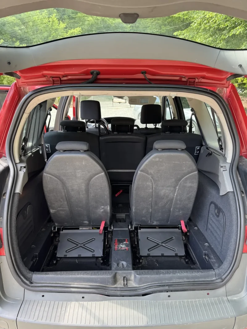 Renault Scenic, снимка 13 - Автомобили и джипове - 51886998