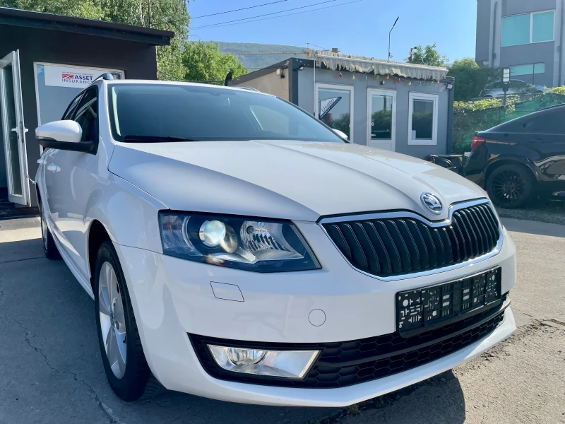 Skoda Octavia 1.8 TSi 4x4 Автоматик Навигация Швейцария, снимка 7 - Автомобили и джипове - 50650469