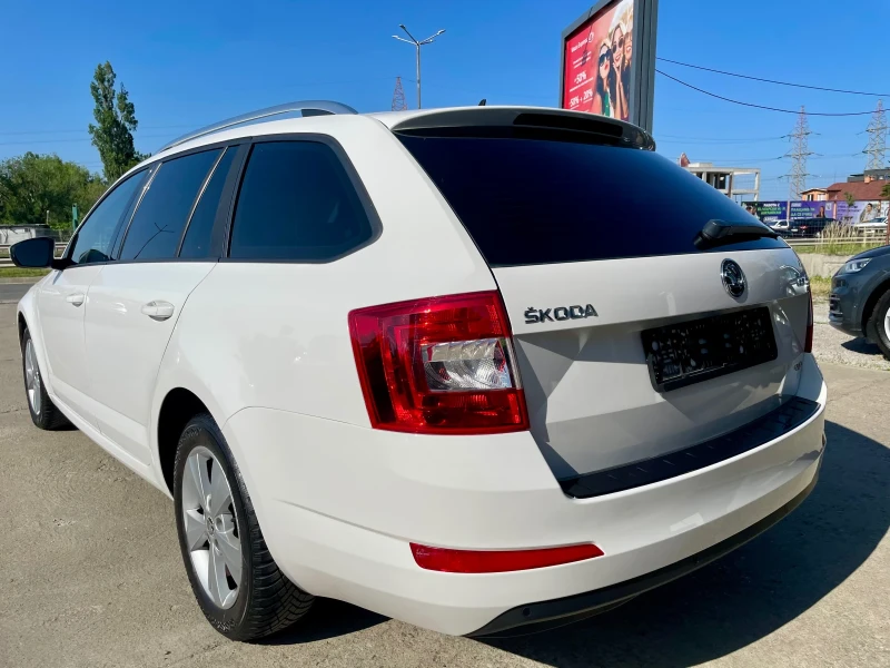 Skoda Octavia 1.8 TSi 4x4 Автоматик Навигация Швейцария, снимка 3 - Автомобили и джипове - 50650469
